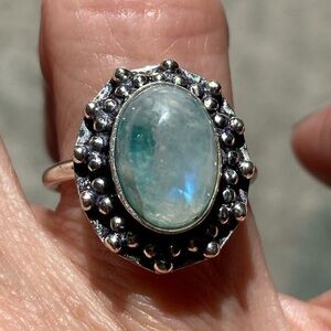 Handmade Size 5.5 Gorgeous Fiery Green Moonstone 925 Sterling Silver Ring